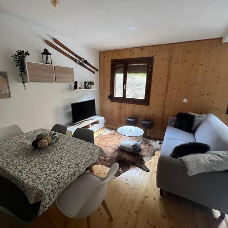 Apartamento Luga Кастиейо де Хака Екстериор снимка