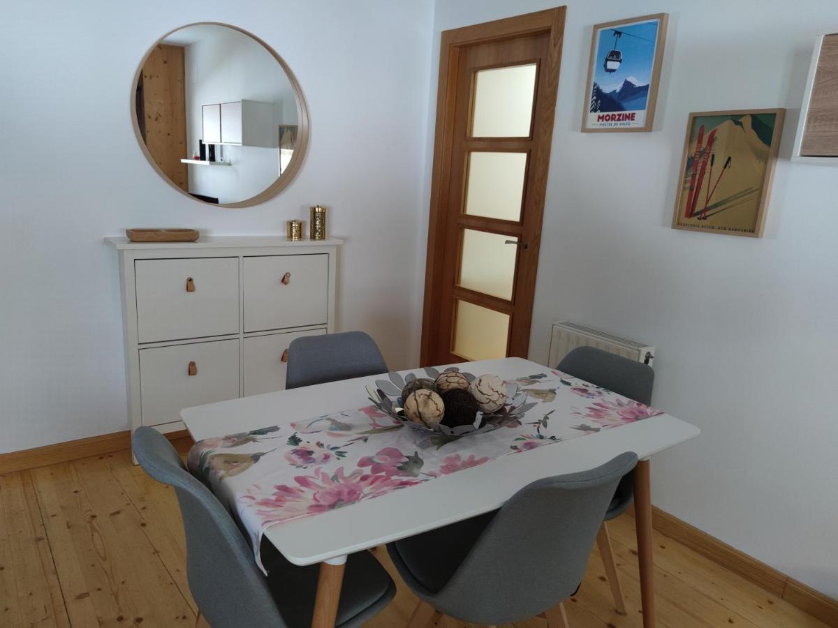 Apartamento Luga Кастиейо де Хака Екстериор снимка
