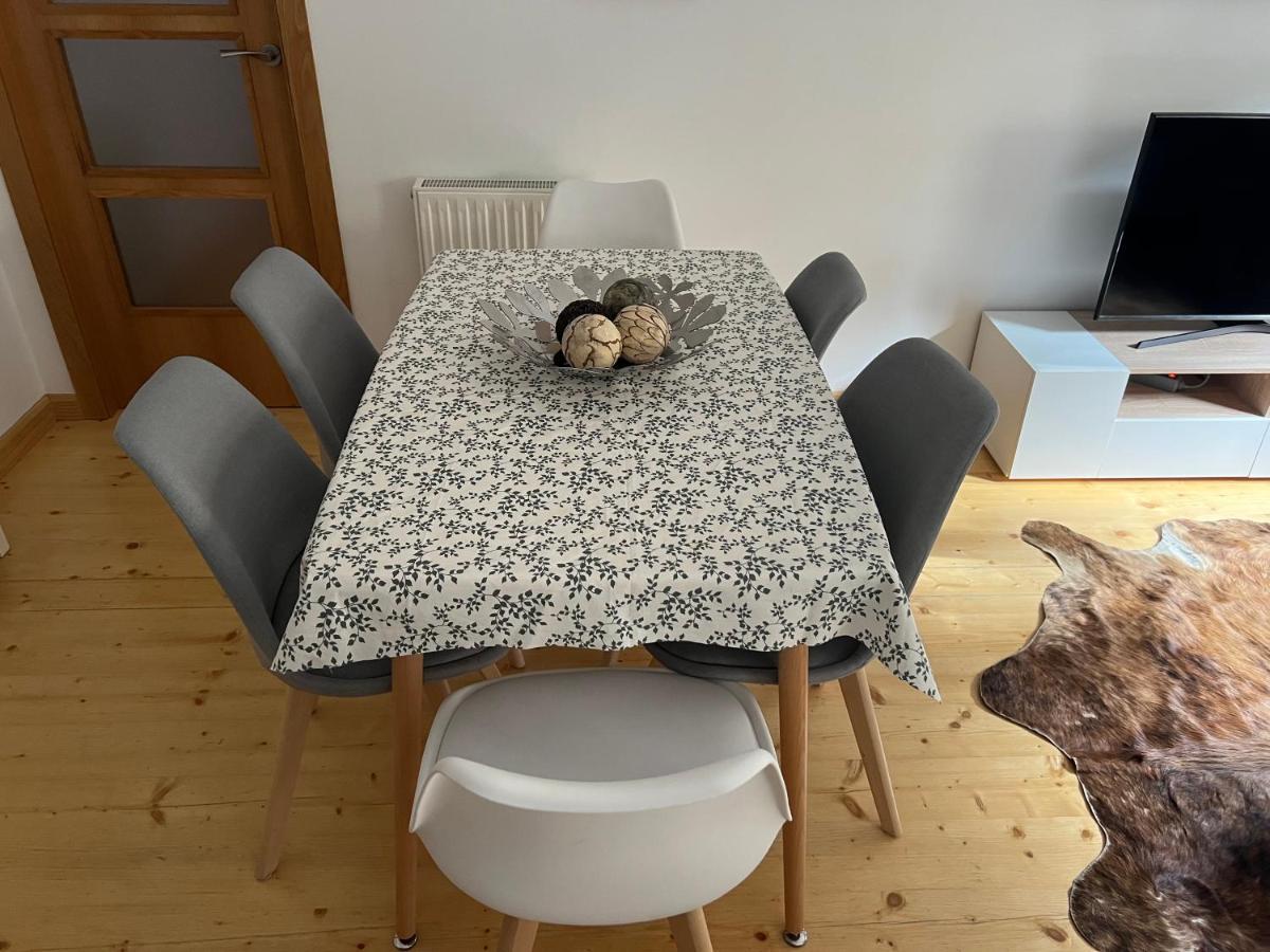 Apartamento Luga Кастиейо де Хака Екстериор снимка